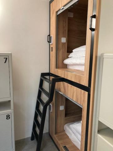 Capsule Hostel Andel Centre Spirit Praha Eksteriør bilde