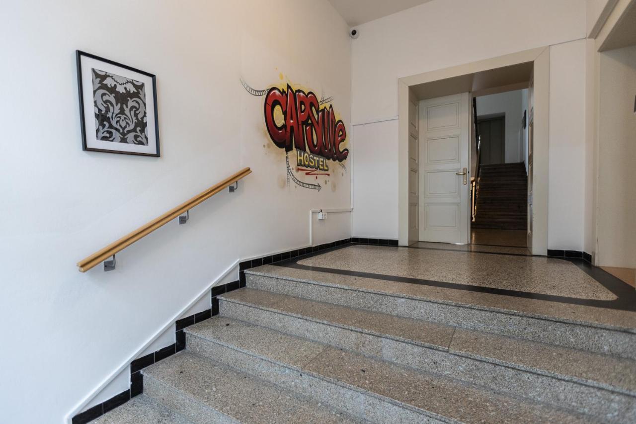 Capsule Hostel Andel Centre Spirit Praha Eksteriør bilde